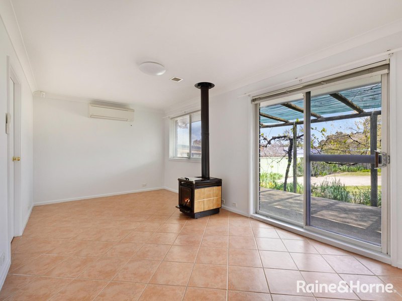 Photo - 63 Kabbera Boulevard, Kelso NSW 2795 - Image 5