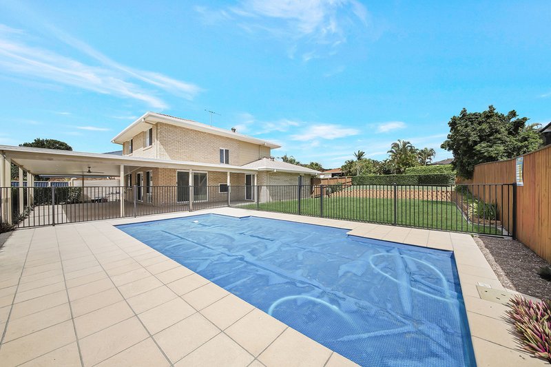 63 Kirra Place, Carindale QLD 4152