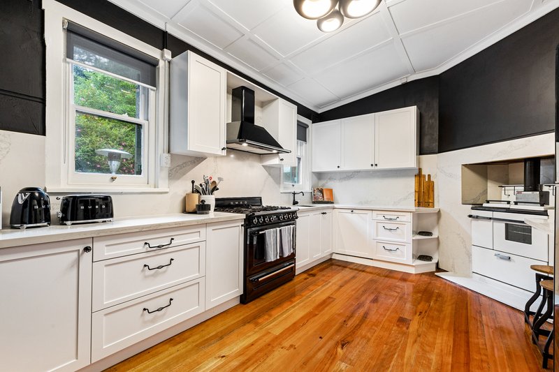 Photo - 63 Leichhardt Street, Blackheath NSW 2785 - Image 5