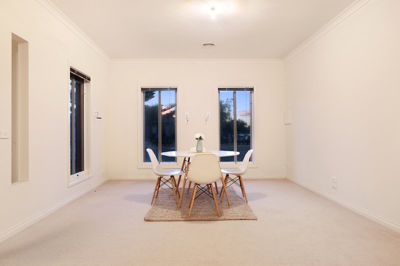 Photo - 63 Lennon Boulevard, Point Cook VIC 3030 - Image 14