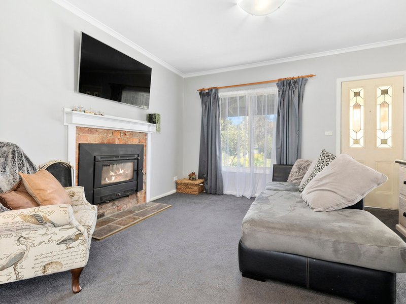 Photo - 63 Livingstone Street, Avenel VIC 3664 - Image 8