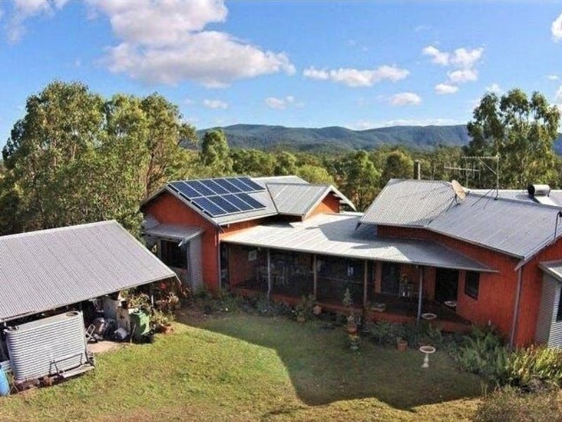 Photo - 63 Logan Road, Colosseum QLD 4677 - Image 12