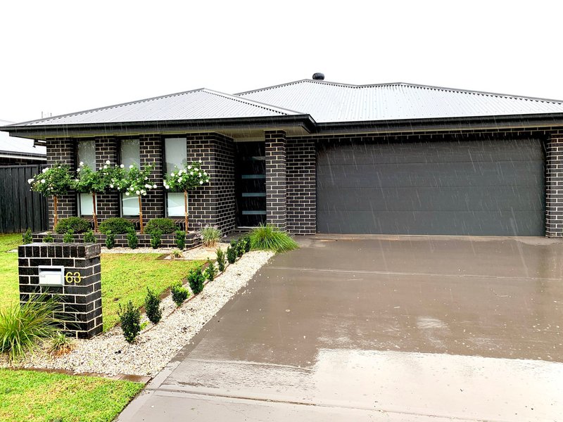 63 Magnolia Boulevard, Dubbo NSW 2830