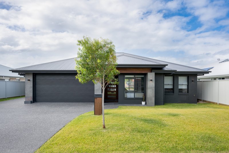 Photo - 63 Mangrove View, Moonee Beach NSW 2450 - Image 1