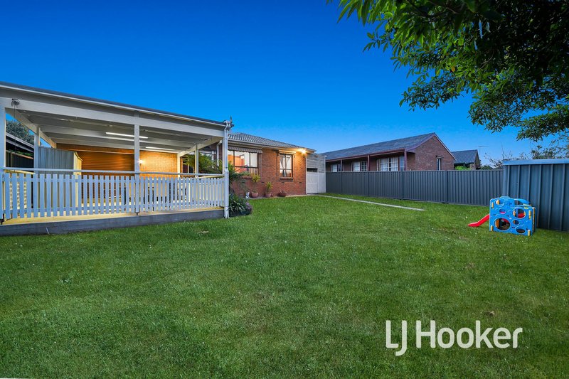 Photo - 63 Marylyn Place, Cranbourne VIC 3977 - Image 11