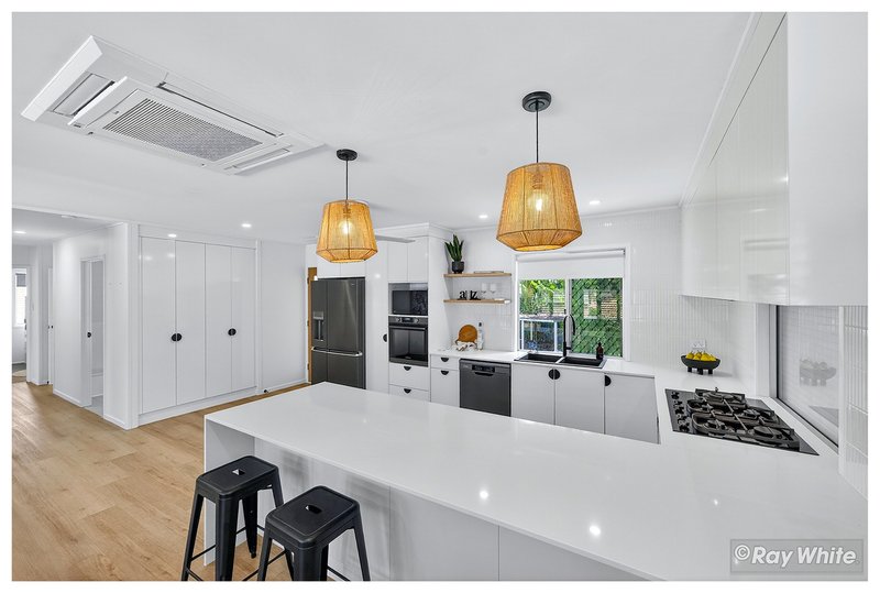 Photo - 63 Menzies Street, Park Avenue QLD 4701 - Image 5