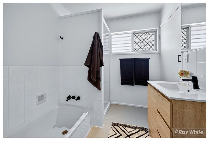 Photo - 63 Menzies Street, Park Avenue QLD 4701 - Image 16