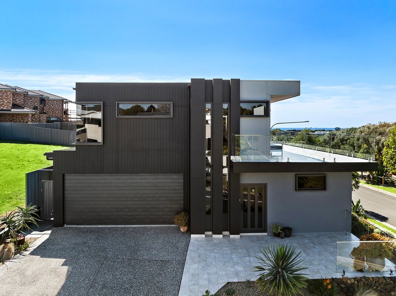 Photo - 63 Merrick Circuit, Kiama NSW 2533 - Image 5