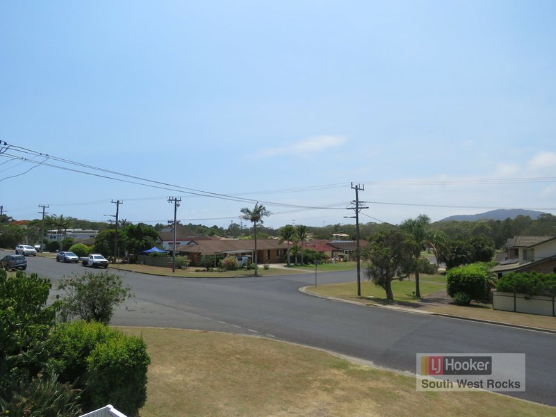 Photo - 63 Mitchell Street, South West Rocks NSW 2431 - Image 17