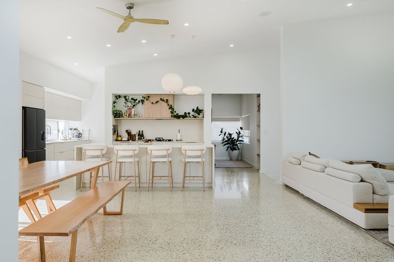 Photo - 63 Murdoch Drive, Singleton WA 6175 - Image 14