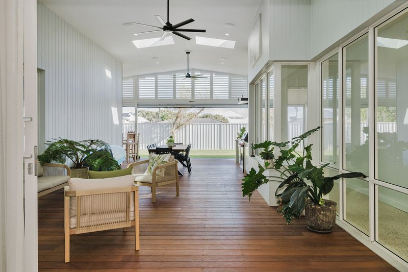 Photo - 63 Murdoch Drive, Singleton WA 6175 - Image 19