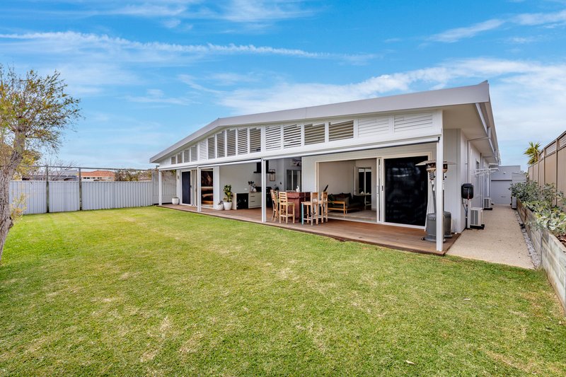 Photo - 63 Murdoch Drive, Singleton WA 6175 - Image 23