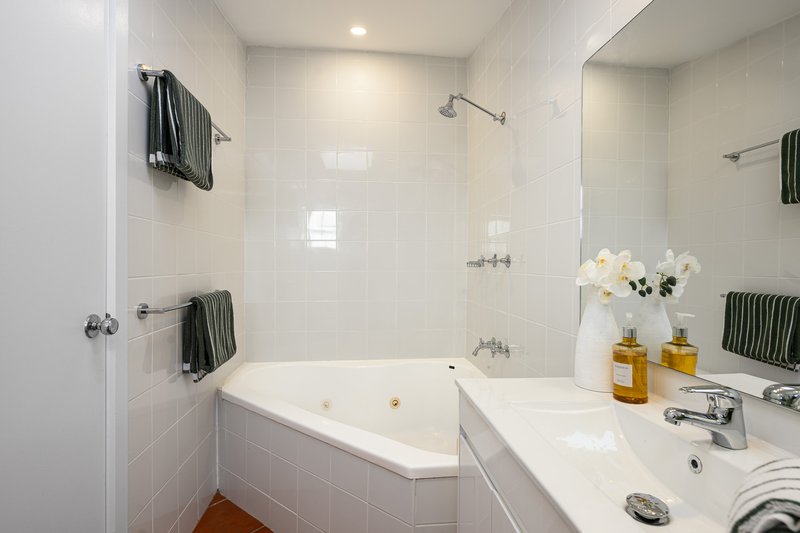 Photo - 63 Newman Street, Newtown NSW 2042 - Image 7