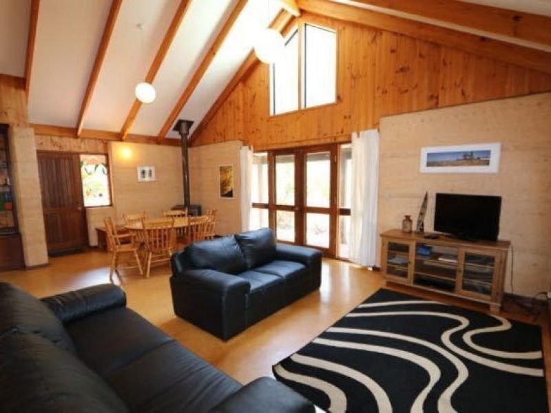 Photo - 63 Norfolk Street, Dunsborough WA 6281 - Image 2
