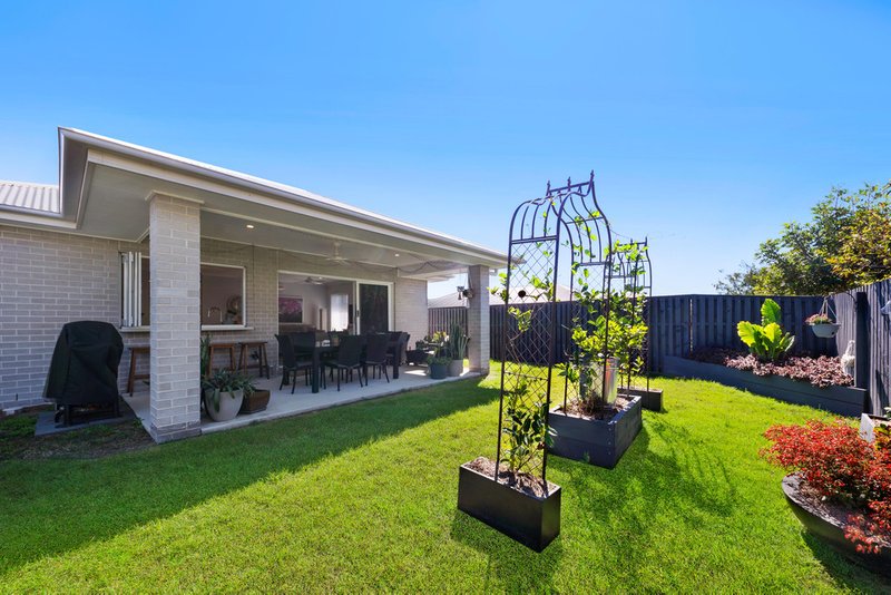 Photo - 63 Palatial Crescent, Griffin QLD 4503 - Image 10