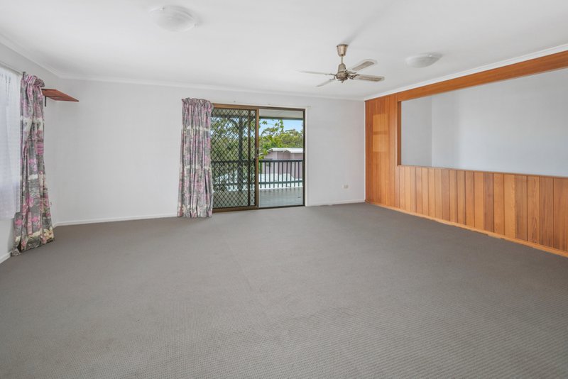 Photo - 63 Pinewood Street, Capalaba QLD 4157 - Image 4