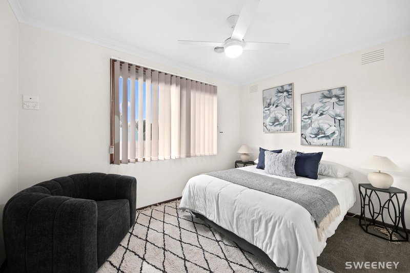 Photo - 63 Powlett Street, Altona Meadows VIC 3028 - Image 10