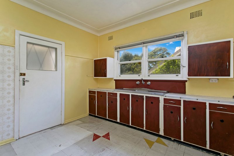 Photo - 63 Robson Street, Corrimal NSW 2518 - Image 3