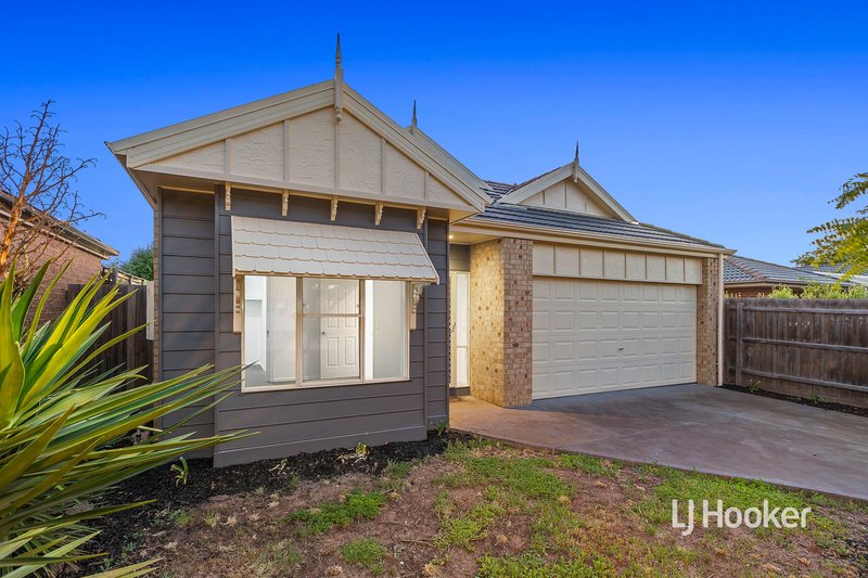 Photo - 63 Rowland Drive, Point Cook VIC 3030 - Image 2