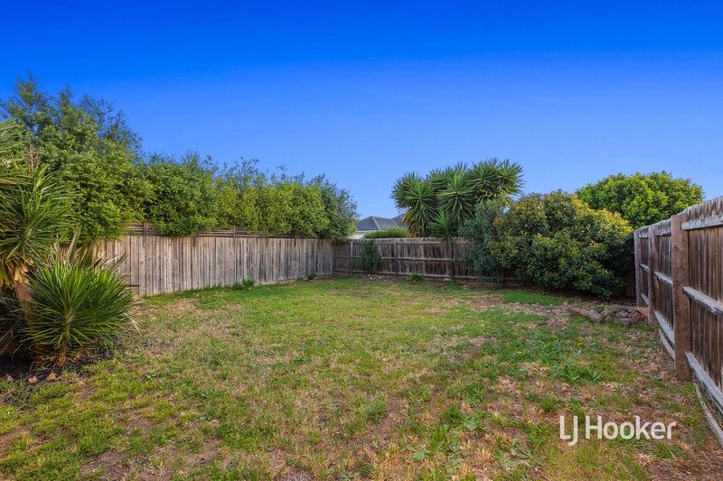 Photo - 63 Rowland Drive, Point Cook VIC 3030 - Image 13