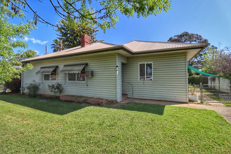 Photo - 63 Ryall Street, Canowindra NSW 2804 - Image 2