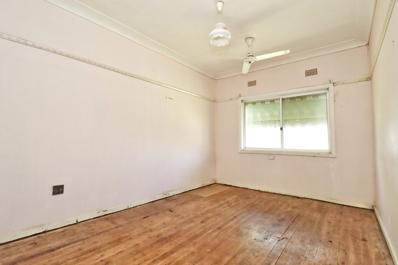 Photo - 63 Ryall Street, Canowindra NSW 2804 - Image 7