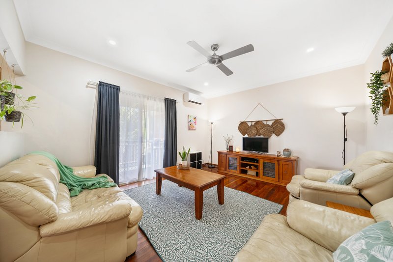 Photo - 63 Saraband Drive, Eatons Hill QLD 4037 - Image 3