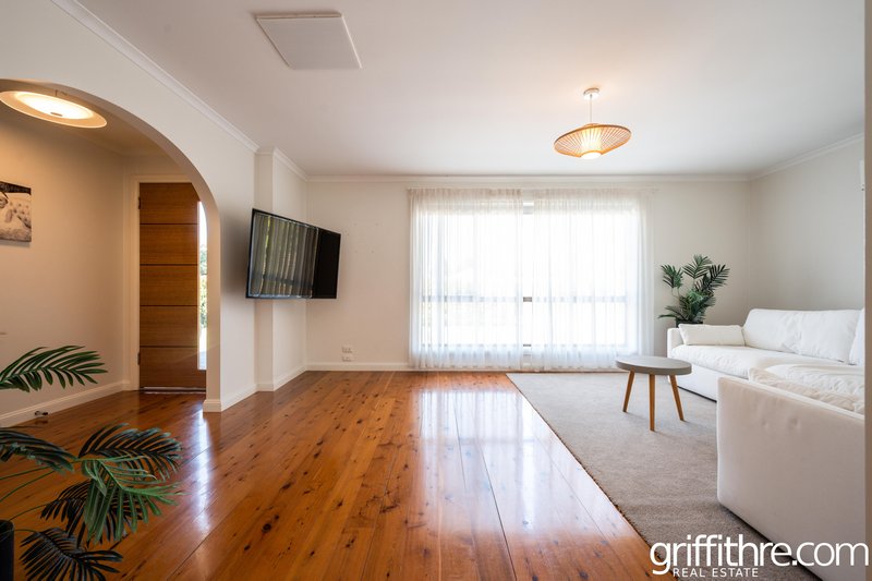 Photo - 63 School Street, Hanwood NSW 2680 - Image 6