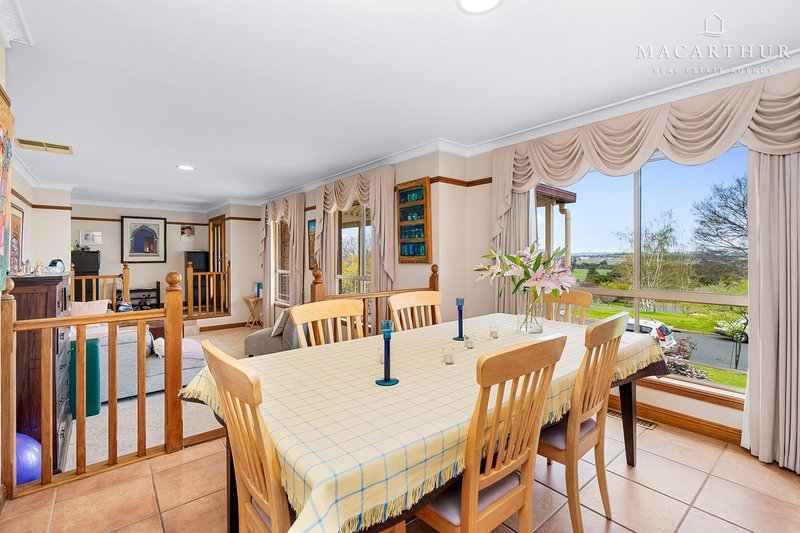 Photo - 63 Simkin Crescent, Kooringal NSW 2650 - Image 10