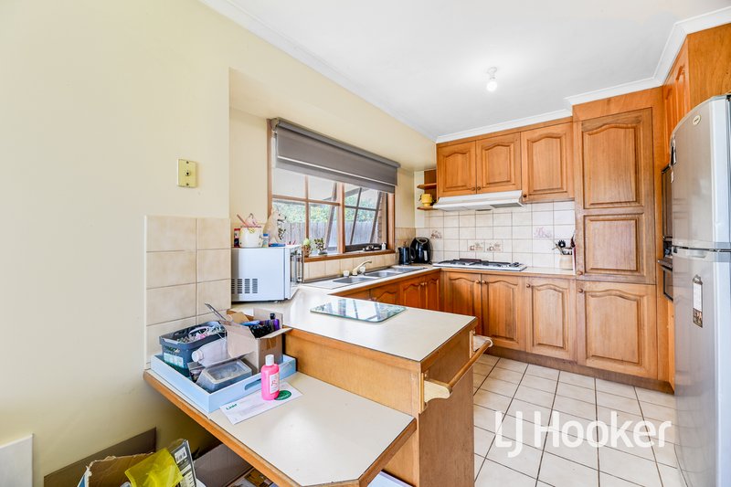 Photo - 63 Smethurst Avenue, Pakenham VIC 3810 - Image 2