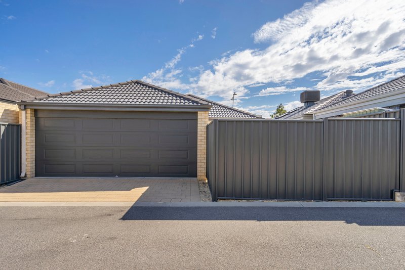 Photo - 63 Splendens Avenue, Banksia Grove WA 6031 - Image 23