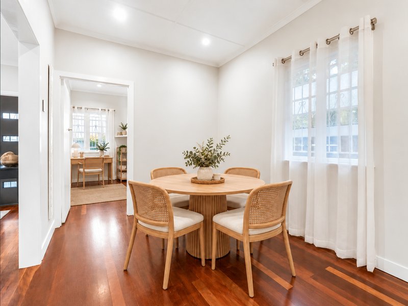 Photo - 63 Stuartholme Road, Bardon QLD 4065 - Image 3