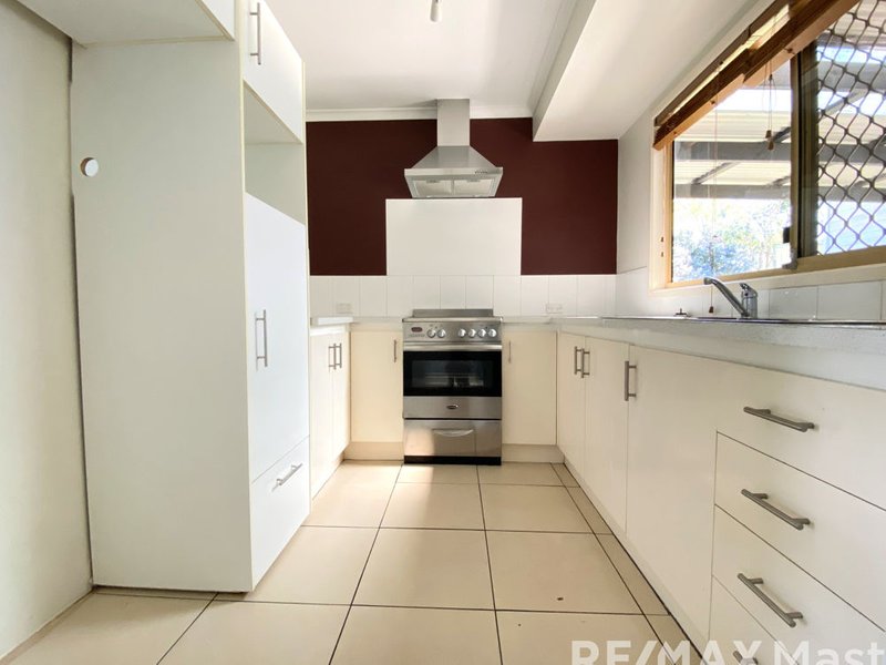 Photo - 63 Sunscape Drive, Eagleby QLD 4207 - Image 5