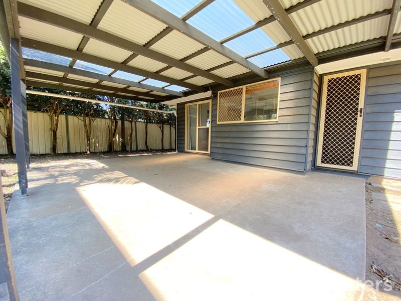 Photo - 63 Sunscape Drive, Eagleby QLD 4207 - Image 12