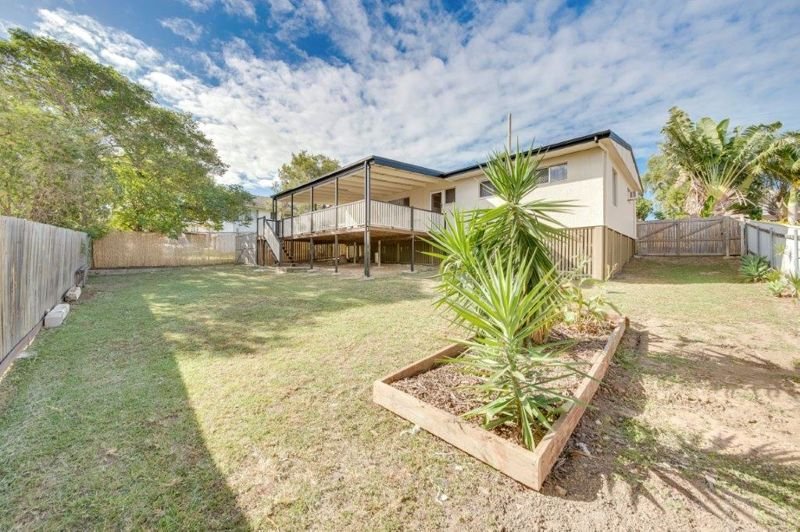 Photo - 63 Sutton Street, Barney Point QLD 4680 - Image 11