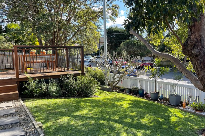 Photo - 63 The Crescent, Dee Why NSW 2099 - Image 4