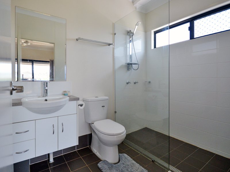 Photo - 6/3 Tom Morrison Drive, Rocky Point QLD 4874 - Image 16