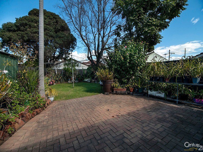 Photo - 63 Tracey Street, Revesby NSW 2212 - Image 3