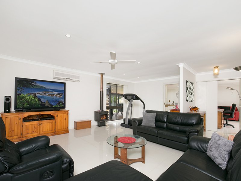 Photo - 63 Trudy Crescent, Cornubia QLD 4130 - Image 6