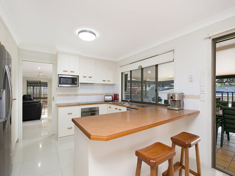 Photo - 63 Trudy Crescent, Cornubia QLD 4130 - Image 7