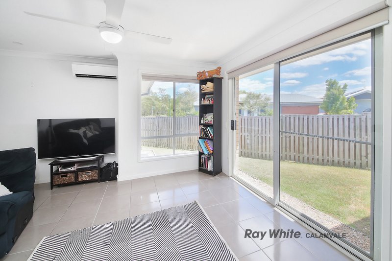 Photo - 63 Venice Crescent, Redbank QLD 4301 - Image 6