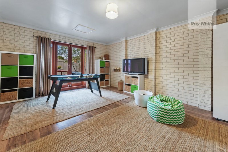 Photo - 63 Willmott Drive, Craigieburn VIC 3064 - Image 15