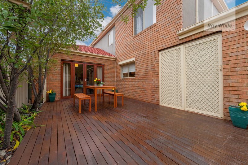 Photo - 63 Willmott Drive, Craigieburn VIC 3064 - Image 18