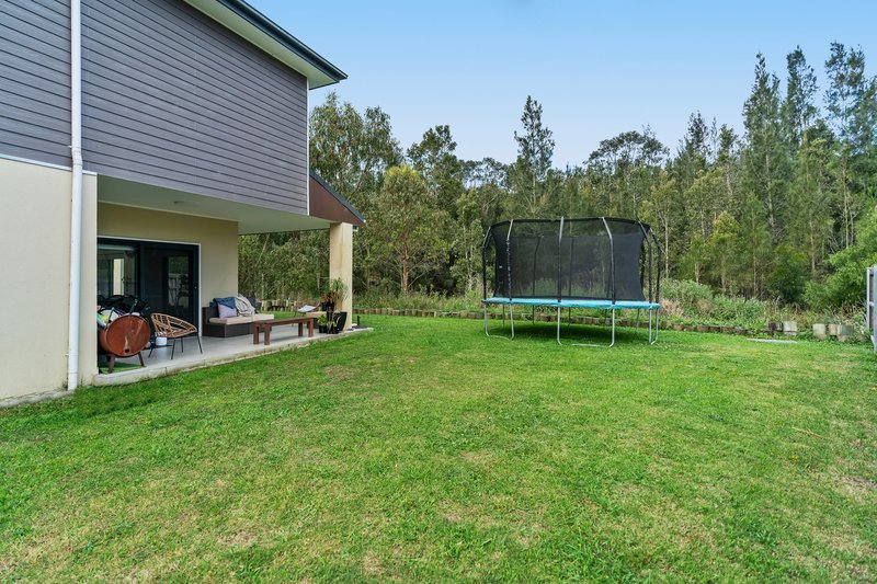 Photo - 63 Windsorgreen Drive, Wyong NSW 2259 - Image 8