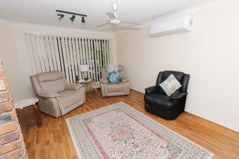 Photo - 63 Woods Road, Sharon QLD 4670 - Image 6