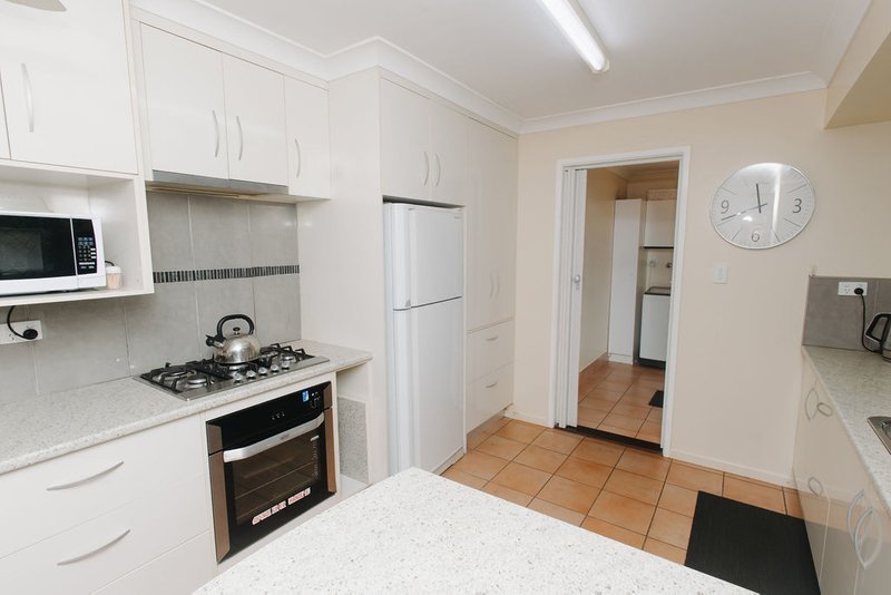 Photo - 63 Woods Road, Sharon QLD 4670 - Image 8