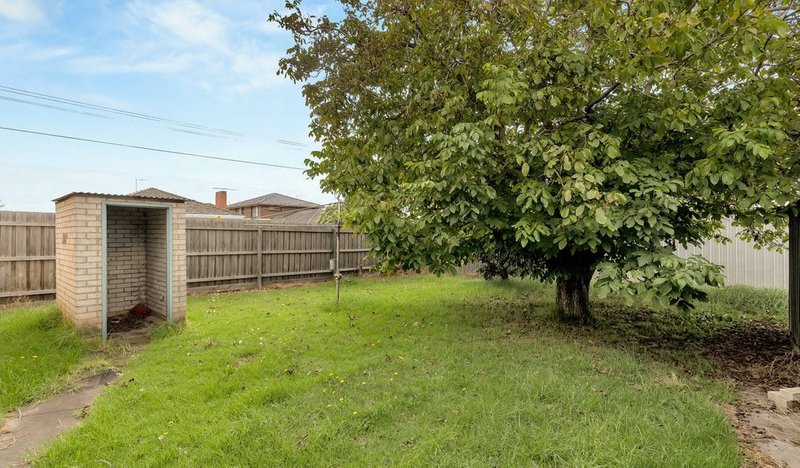 Photo - 63 Wyndham Street, Werribee VIC 3030 - Image 9