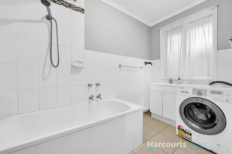 Photo - 6/30-32 Nicole Avenue, Dandenong North VIC 3175 - Image 6