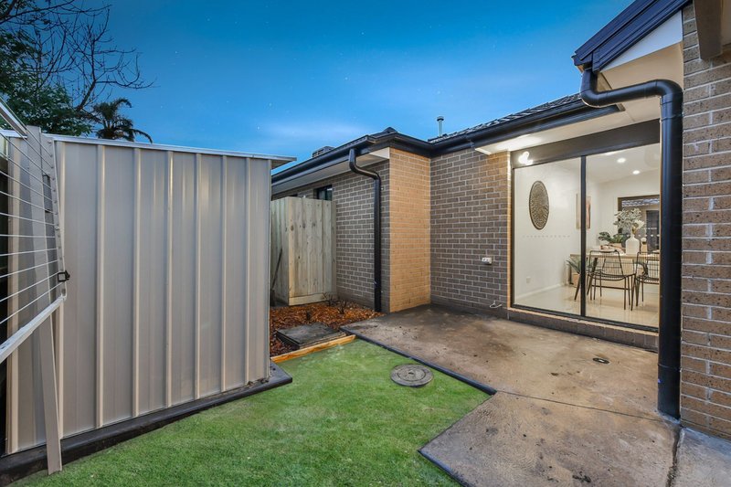 Photo - 6/30-32 Parkland Avenue, Hampton Park VIC 3976 - Image 8