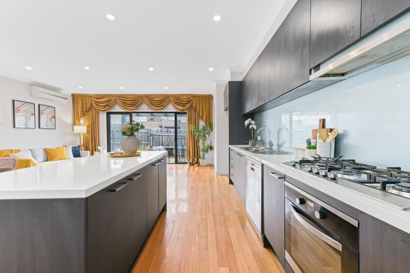 Photo - 6/30-32 Thompson Street, Clayton VIC 3168 - Image 6